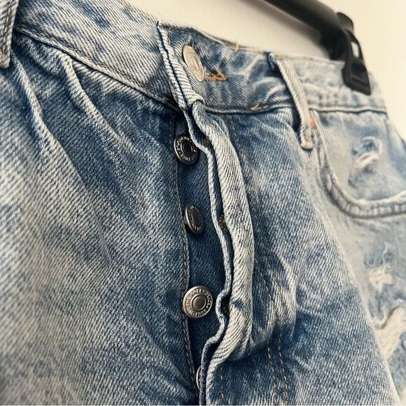 Free People Maggie Mid Ride Distressed Jean Shorts in Light Wash Sz 27 NWT - Picture 6 of 11